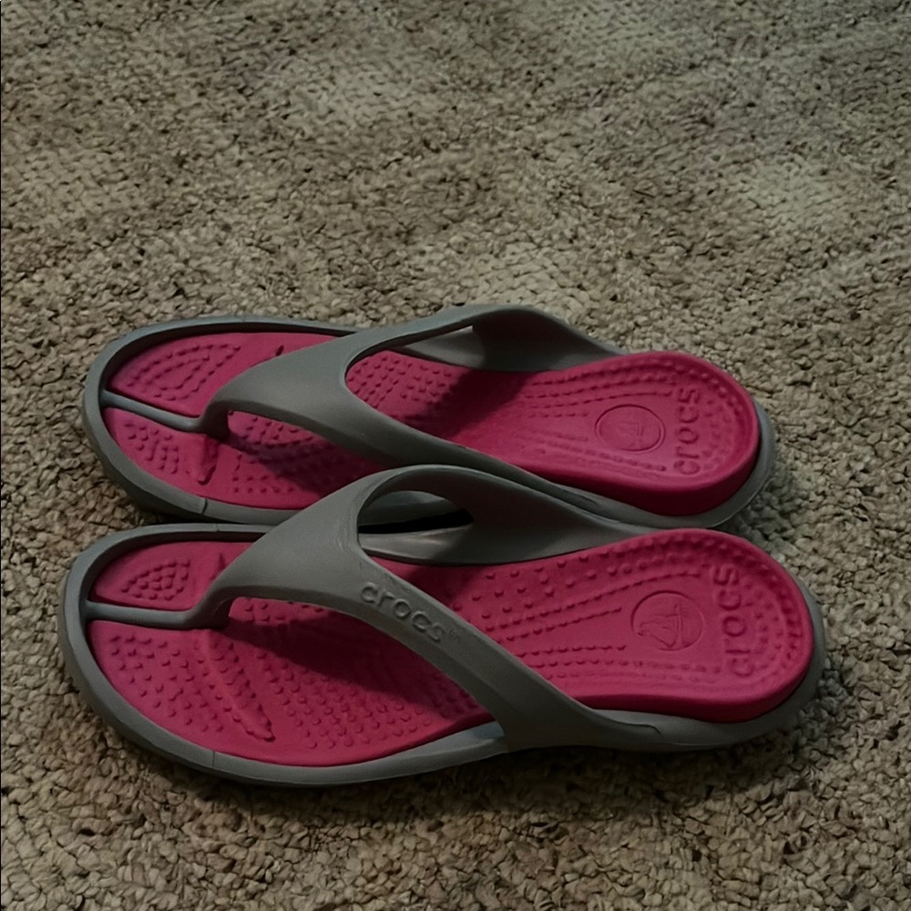 Crocs Women's Sandals in Gray and Pink